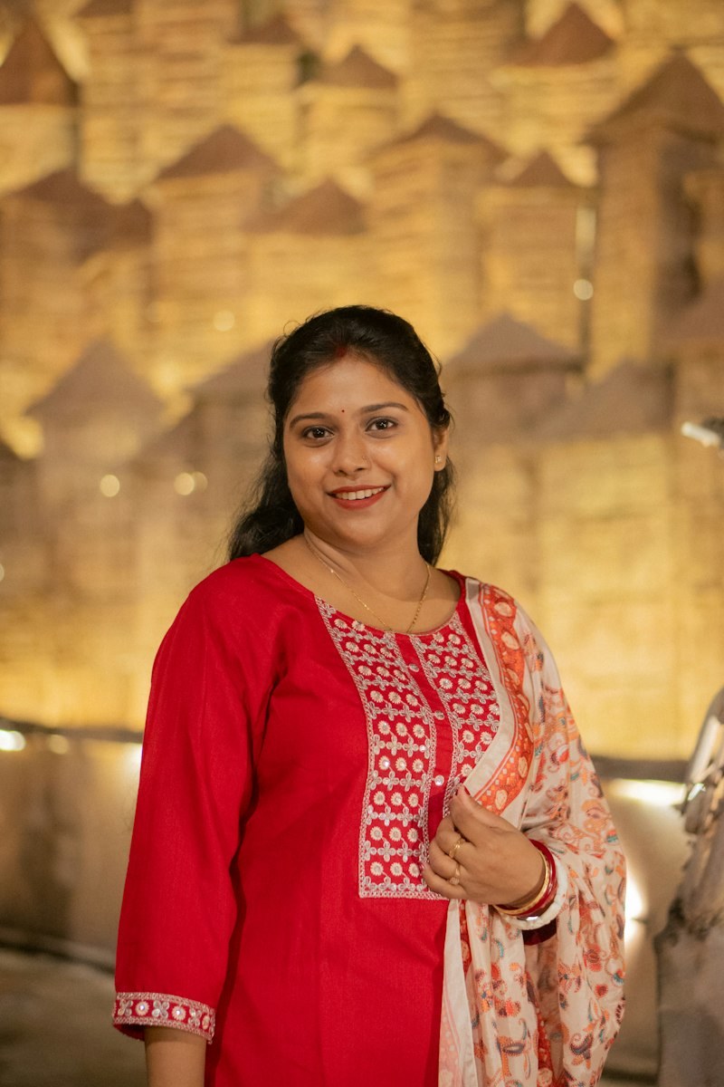 Malmal Kaftan 2 Piece Solid Malmal Suit in Aasmani