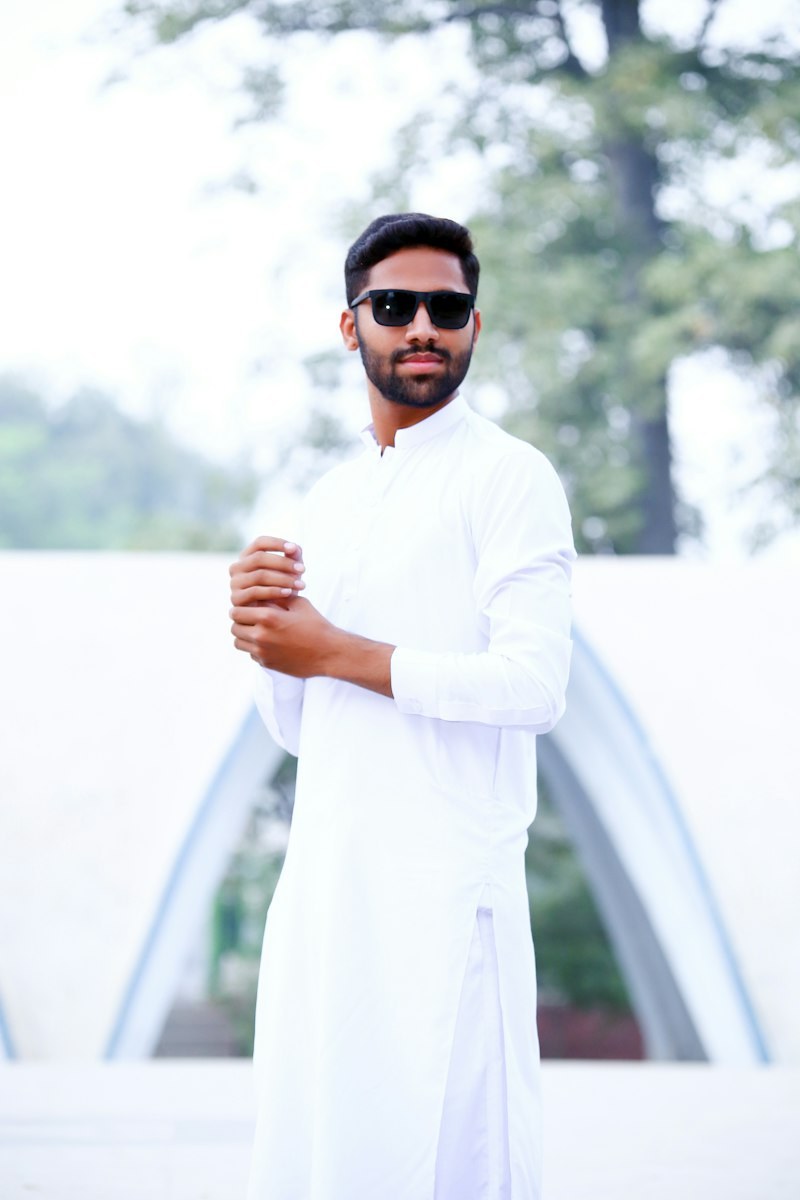 Sada 2 Piece Solid Cambric Suit